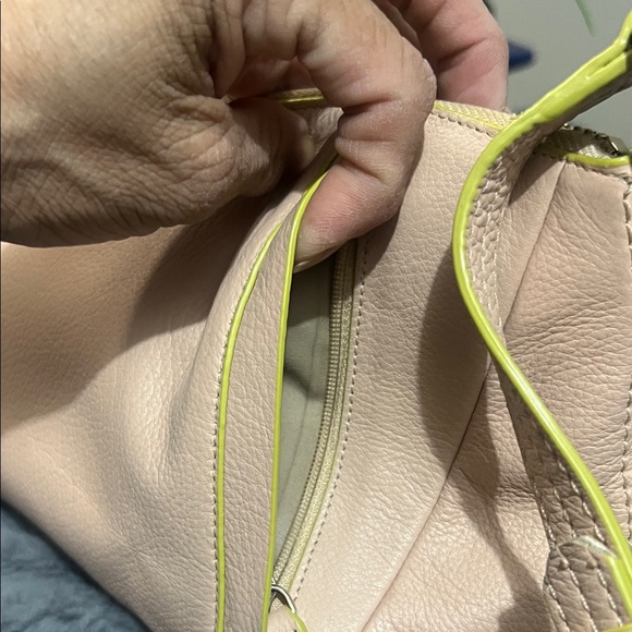 Cole Haan Light Peach Crossbody /Shoulder Bag EUC Retail $145 - Picture 8 of 10